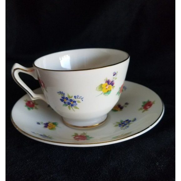 Crown Staffordshire England Fine Bone China Roses Pansies Tea Cup and Saucer set - Picture 5 of 6